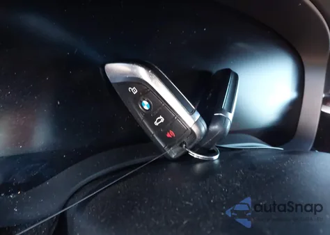 2021 BMW 530I xDrive из США, поврежденный, VIN WBA13BJ09MWW98615